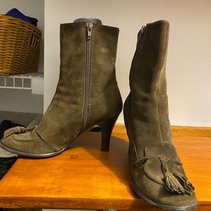 Studio Hype brown suede kitten heel boots sz 8